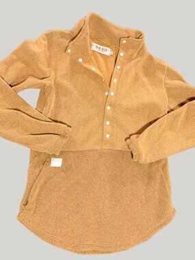 DESO Genevieve Snap Pullover 8s in Camel Size XS